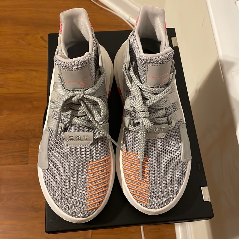 Adidas Equipment size 7.5